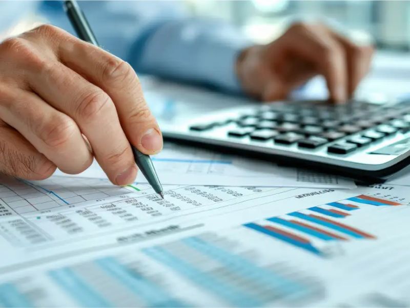 Finance & Accounting